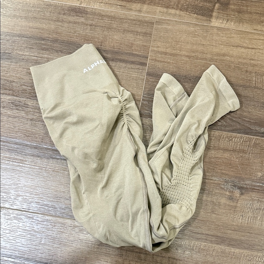 Alphalete leggings